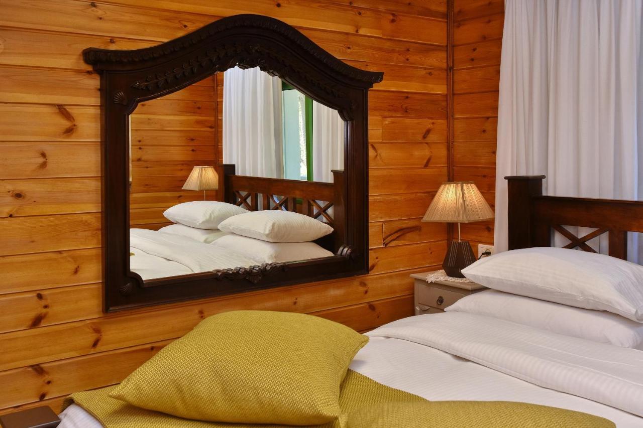 Out Of Africa Resort ฮัดเนส ภายนอก รูปภาพ