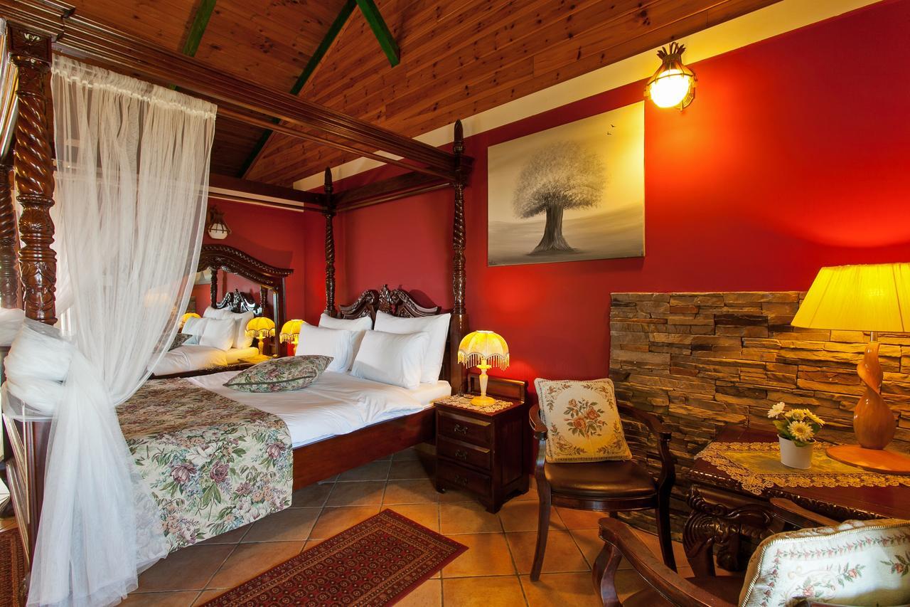 Out Of Africa Resort ฮัดเนส ภายนอก รูปภาพ